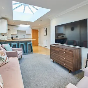 Apartment Host & - The Milton, Saltburn-by-the-Sea